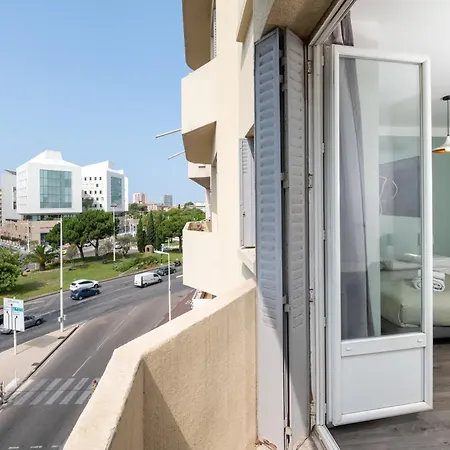 #rubis Du Sud - Wifi - Clim -parking - Balcon# Apartment Toulon